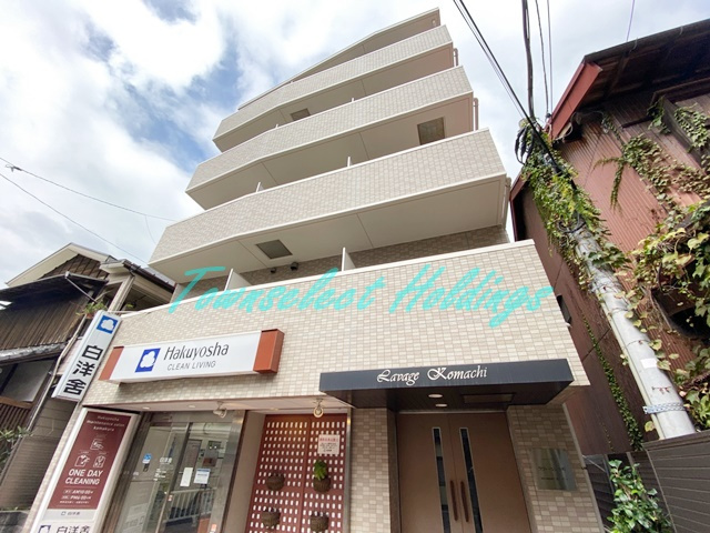 鎌倉市小町２丁目の賃貸マンションの外観