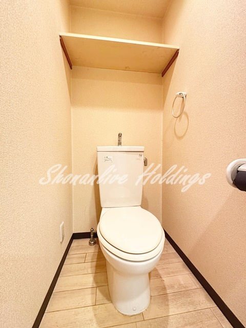 鎌倉市小町２丁目の賃貸マンションのトイレ