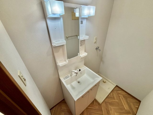 シャレーコートの独立洗面台