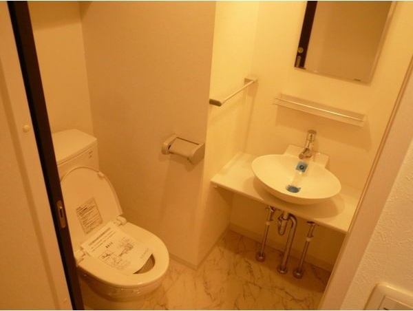 フローライト徳川のトイレ