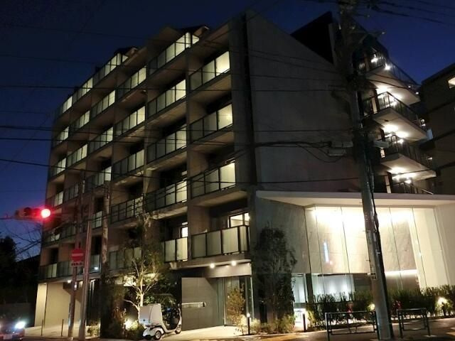 ＺＯＯＭ新宿西落合