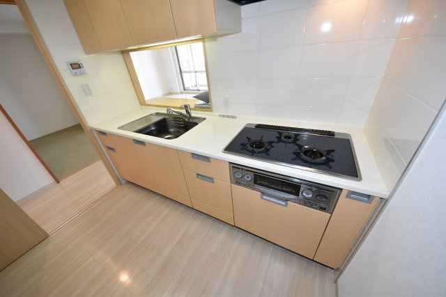 サンクタスタワー心斎橋ミラノグランデのキッチン