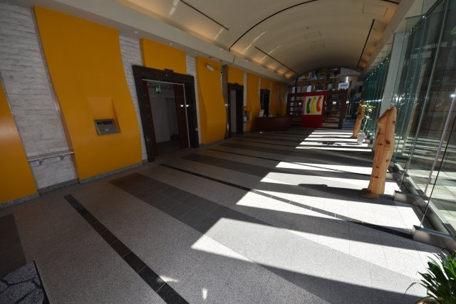 サンクタスタワー心斎橋ミラノグランデのエントランス