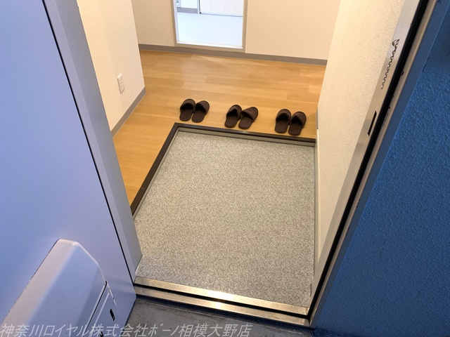 【玄関】