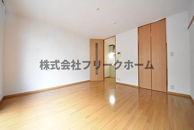 武蔵野市吉祥寺北町１丁目のアパートの寝室