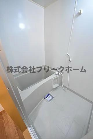 武蔵野市吉祥寺北町１丁目のアパートの浴室