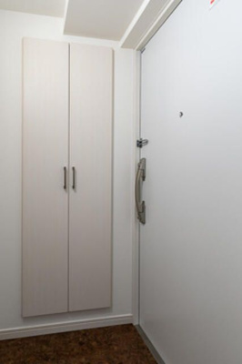 【玄関】 | ユーストリア駒沢