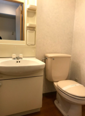 【ペティー書写・ユニバーシティ書写】　姫路市書写　1棟収益マンション＋戸建4戸のトイレ