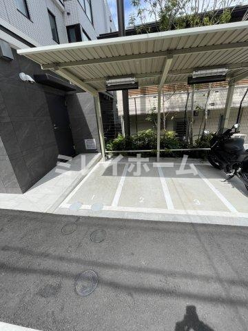 ベルファース大森山王の駐車場