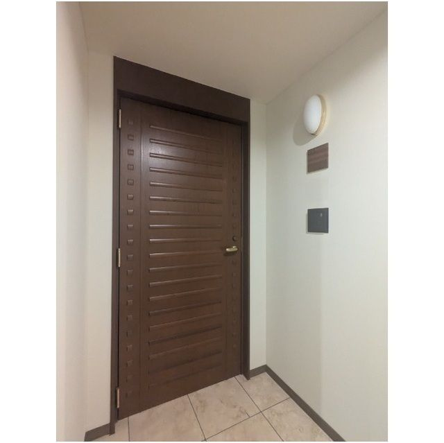 プライムスクェアシティの玄関