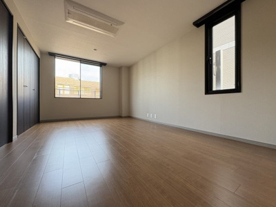 【居間・リビング】 | 島津山岩波ハイツ