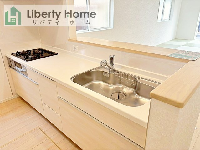 つくばみらい市小絹第4　新築戸建　3号棟のキッチン