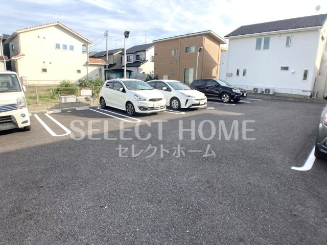 【駐車場】 | ウッドイン舳越 | 駐車スペースもあります