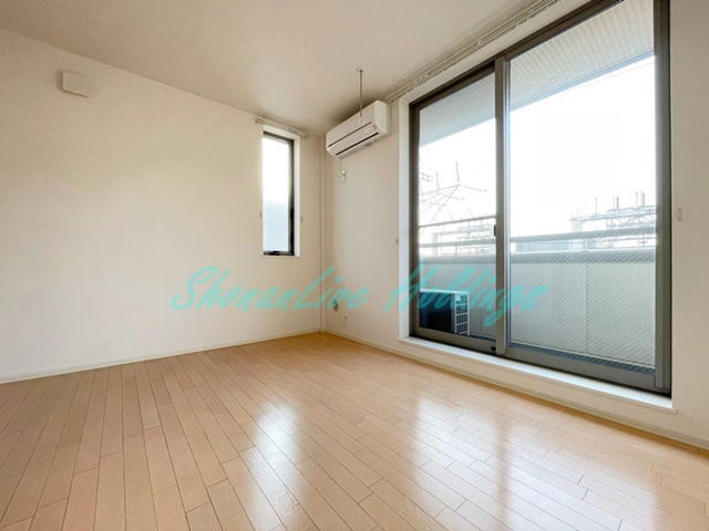 大和市中央林間２丁目の賃貸マンションの居間・リビング