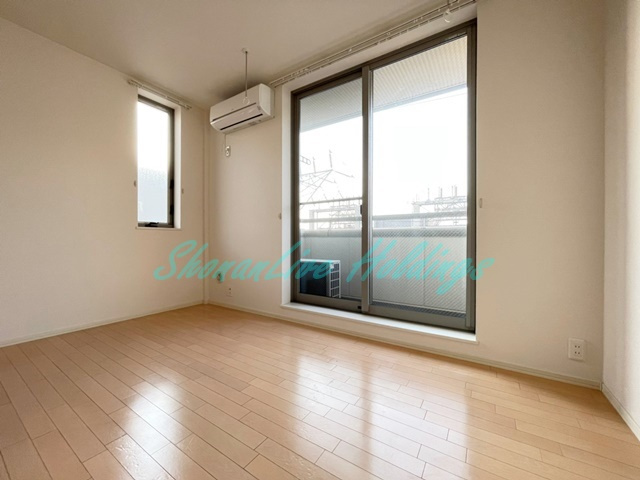 大和市中央林間２丁目の賃貸マンションの居間・リビング|使いやすいリビングになります♪