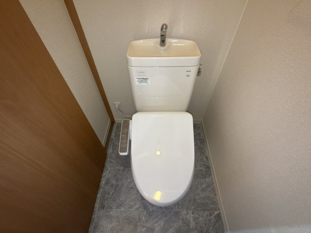 姫路市飾磨区今在家のハイツのトイレ