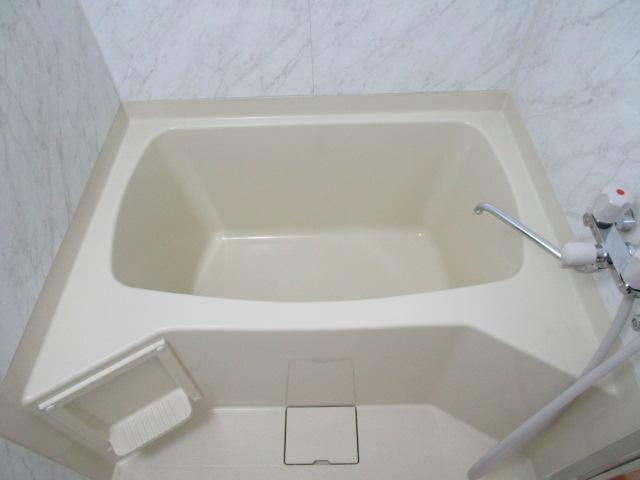 ハスコート大町の浴室