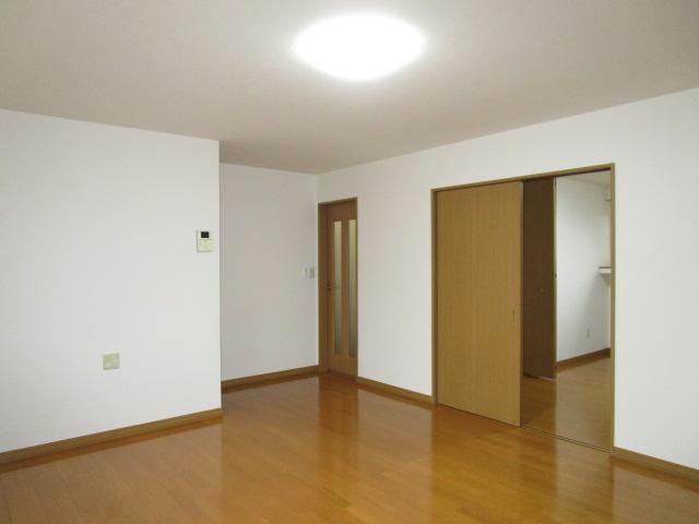 ハスコート大町の居間・リビング