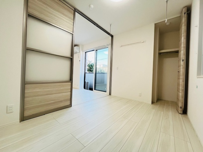 藤沢市藤沢のアパートの寝室