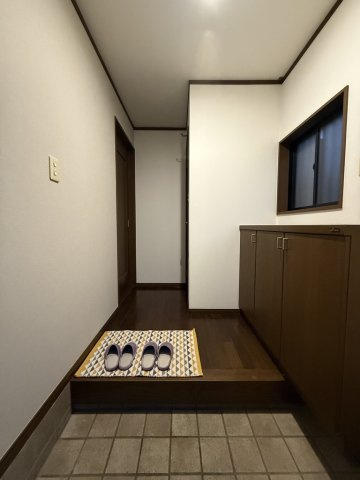 マイホームあきる野高尾の玄関