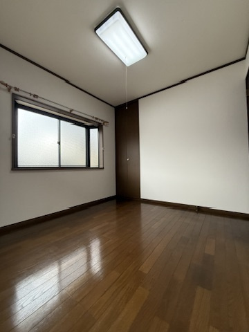 マイホームあきる野高尾の洋室