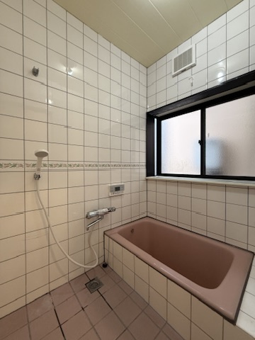 マイホームあきる野高尾の浴室