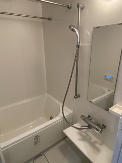 【浴室】 | FRIENDS APARTMENT | 浴室乾燥が出来るお風呂です！