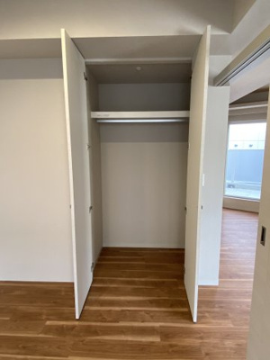 【収納】 | FRIENDS APARTMENT | 洋服を掛けられるクローゼットです！