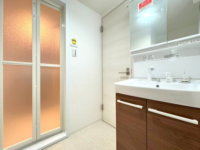 ２０２５年７月リフォーム完了◆２沿線利用可能◆ペット飼育可能◆周辺環境充実◆ファミール伏見B棟の洗面所|洗面室