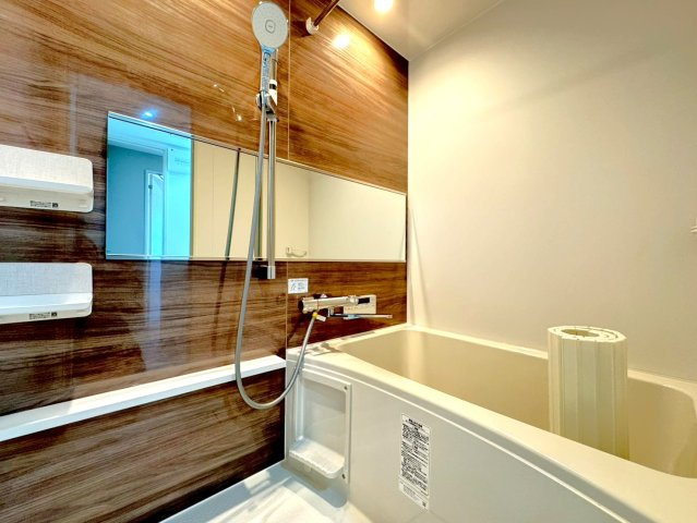 ２０２５年７月リフォーム完了◆２沿線利用可能◆ペット飼育可能◆周辺環境充実◆ファミール伏見B棟の浴室|浴室