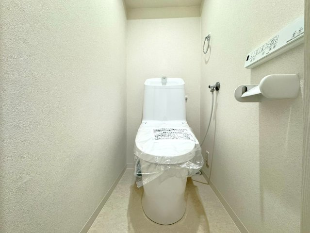 ２０２５年７月リフォーム完了◆２沿線利用可能◆ペット飼育可能◆周辺環境充実◆ファミール伏見B棟のトイレ|トイレ