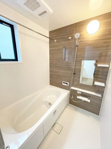 大宮西野山町の浴室