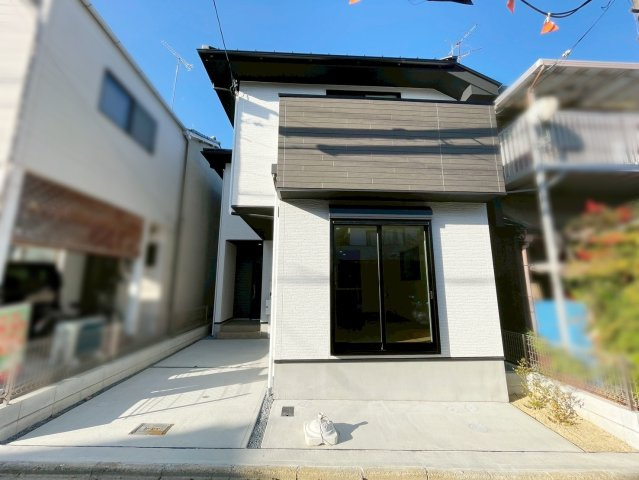 大宮西野山町の外観