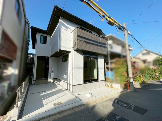 大宮西野山町の外観