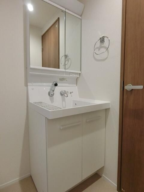 パインヒルズ石神井公園の洗面所