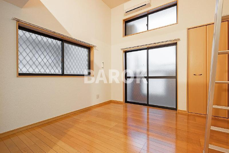 ピュアパーク駅南の内装