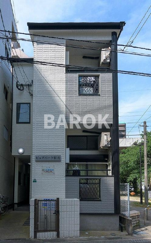 ピュアパーク駅南の外観