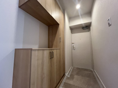 【玄関】 | エンゼルハイム井尻第3 | 下足入れがあるので玄関をきれいに保てます☆靴が多い方も安心です♪