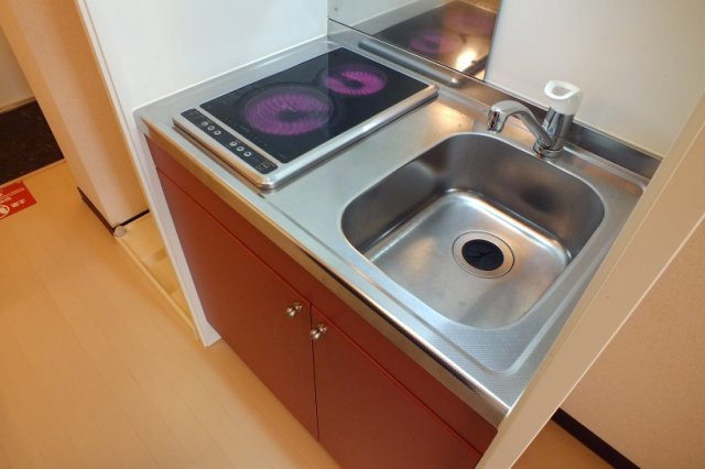 レオパレスコンフォートガーデンのキッチン|キッチンでお料理をお楽しみください