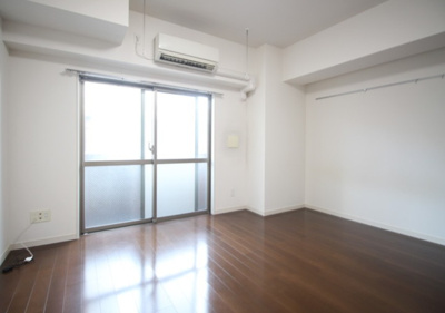 【居間・リビング】 | ヴォーガコルテ田端壱番館