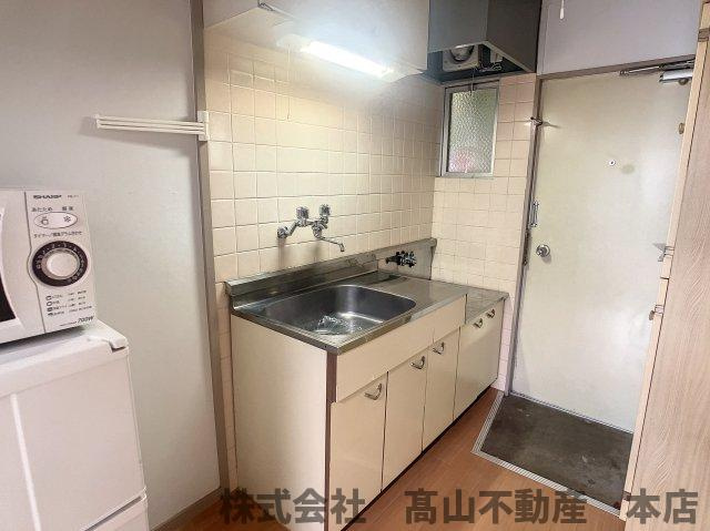 ゼフィール教育大前のキッチン