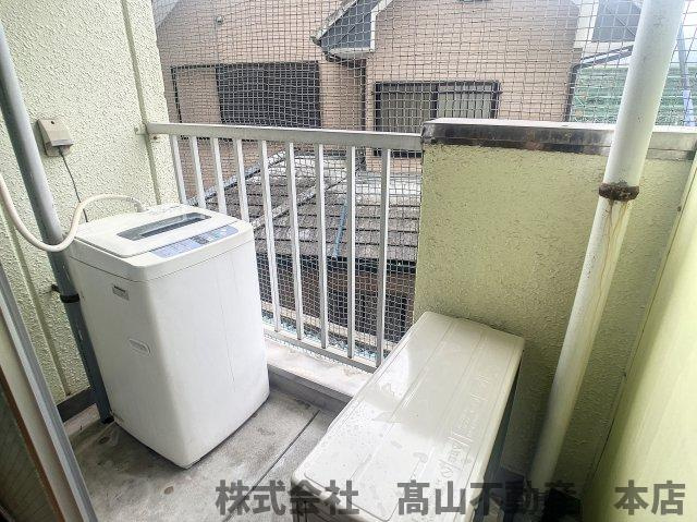 ゼフィール教育大前のバルコニー