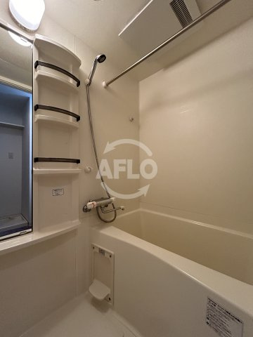 ファインブルーム靱公園の浴室|ファインブルーム靭公園　清潔な浴室