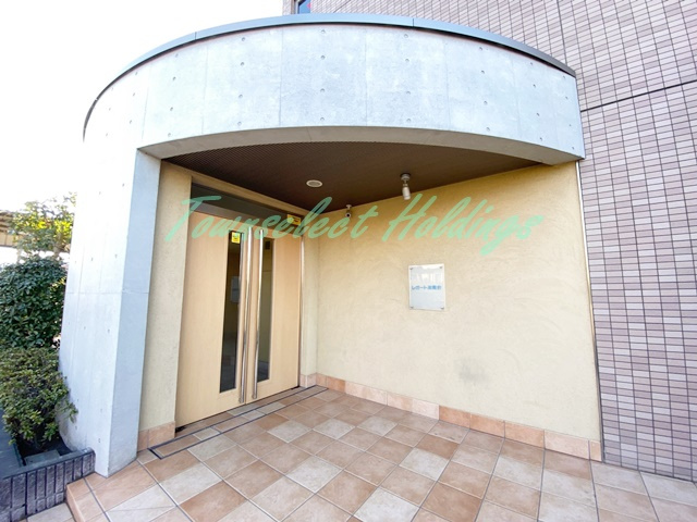 藤沢市湘南台４丁目の賃貸マンションのエントランス|毎日通るエントランス♪