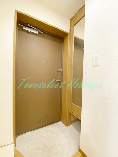 藤沢市湘南台４丁目の賃貸マンションの玄関|お履き物が多い方にもおすすめ♪