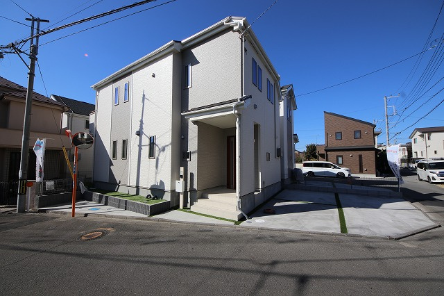 【前面道路含む現地写真】 | 前面道路☆運転が不安な方も安心な前面道路、きちんと幅員のある道路は女性にも安心です。整備されている道路は気持ちも良いですね♪