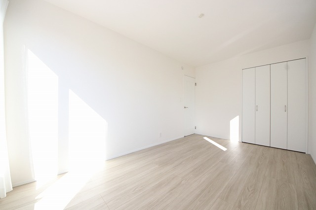 【収納】 | 建物完成につき、実際のお部屋をごゆっくりご見学いただけます。お休みの日にご家族で見学はいかがでしょう。
