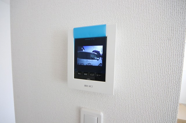 【その他】 | 青く澄み渡った綺麗な空と、陽の光をたっぷりと受ける、そんな新築住宅で新生活をスタートしてみませんか？見学・ご相談等、ミライズホーム(株)までお気軽にご連絡下さい♪