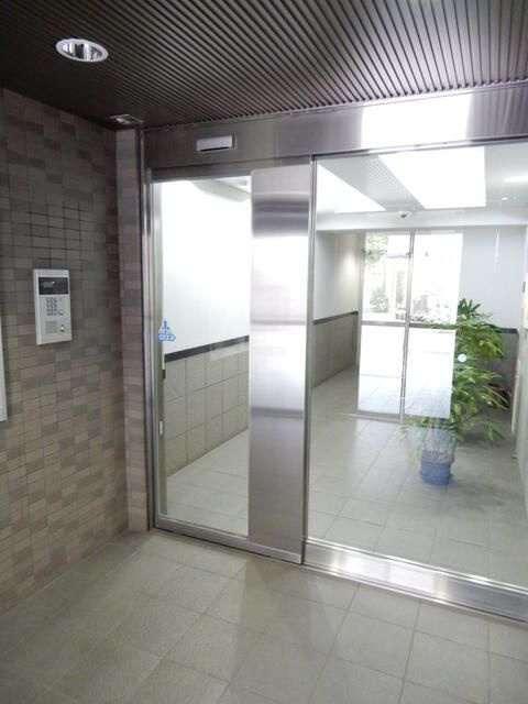 ソレーユ板橋のエントランス