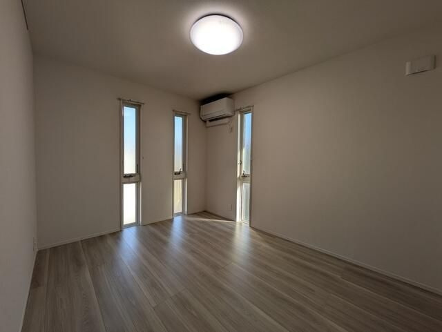 アラリア千川上水の洋室